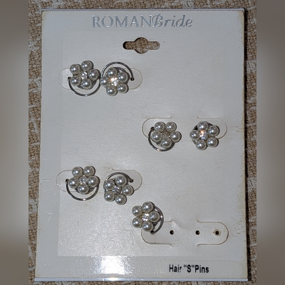 Accessories - Darling Silver Faux Pearl Earrings Set